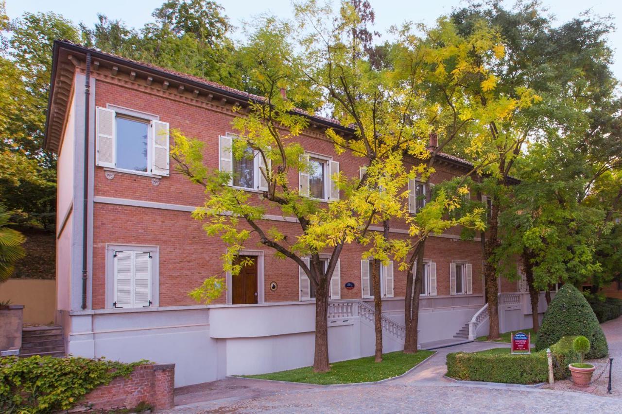 Villaggio Narrante - Foresteria Delle Vigne Серралунга-д'Альба Экстерьер фото